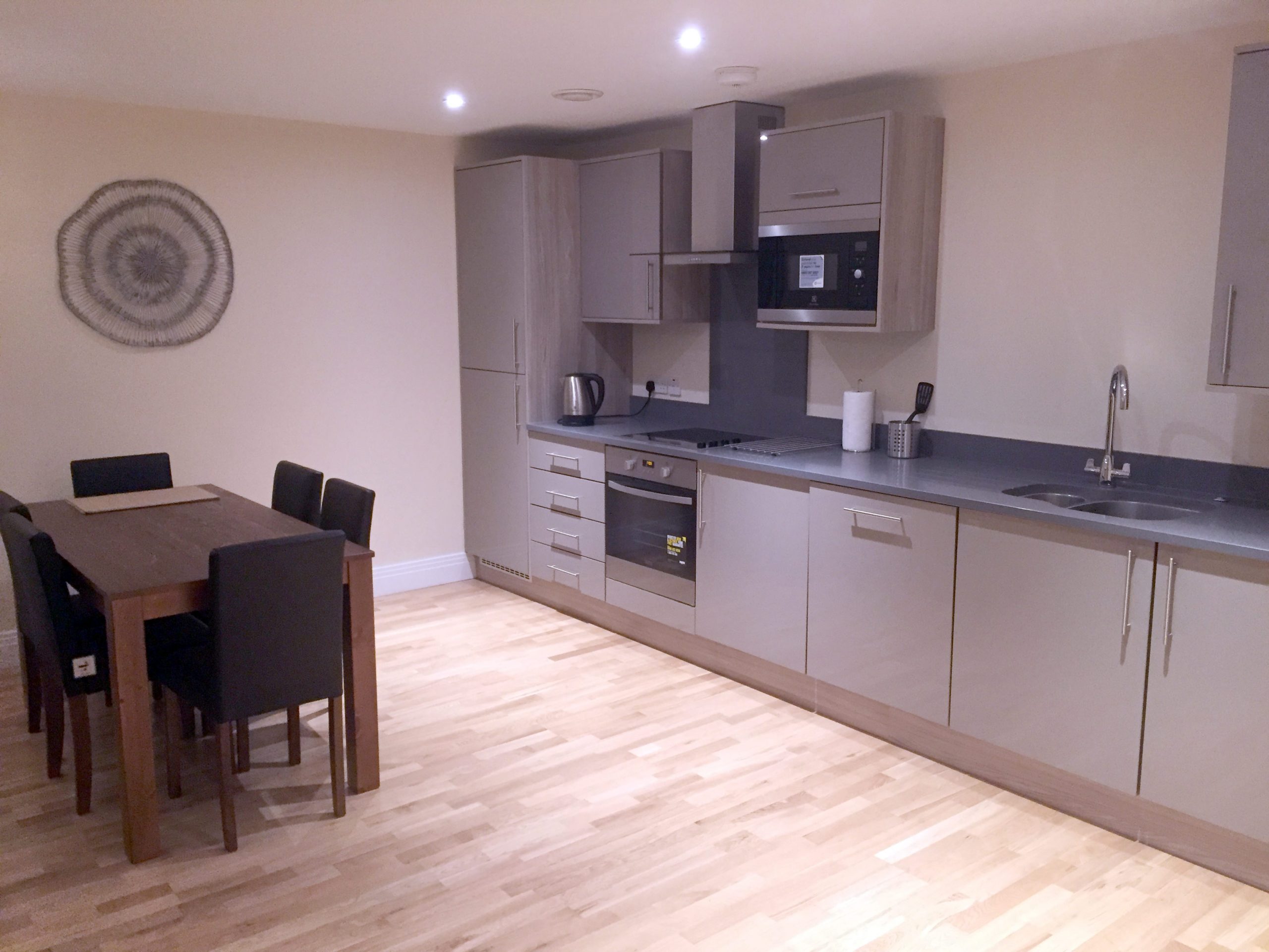 Garden Court West Drayton Serviced Apartments Heathrow